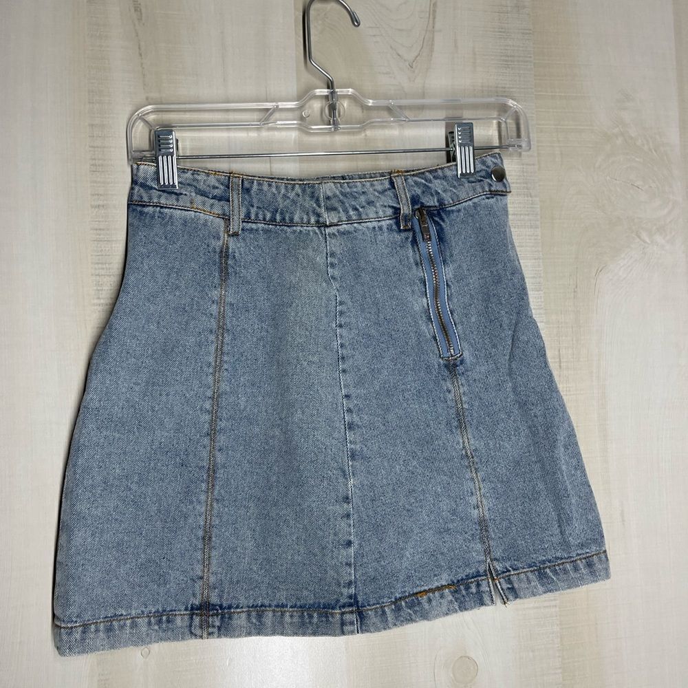 GB Gianni Bini new with tags denim‎ jean mini skirt, size small